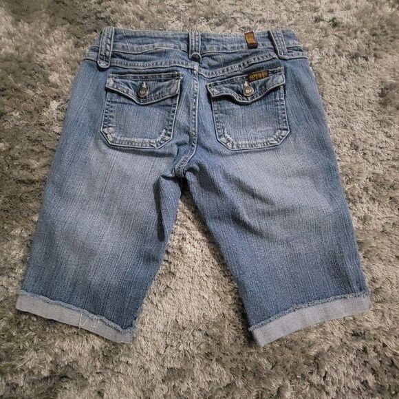 Juniors ZD Premium Denim Bermuda Shorts Rolled Raw Hem Size 5 - Picture 4 of 6